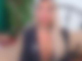 Live cam show with IsadoraDunkan - Handjob on xfollow cams