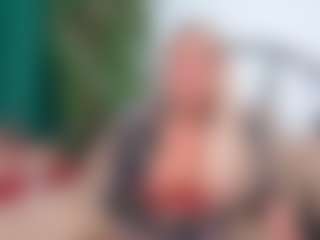 IsadoraDunkan's Live Sex Cam Show