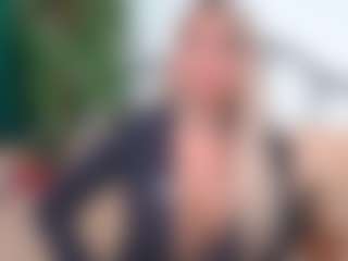 Live cam show with IsadoraDunkan - Asian Granny on Camsoda