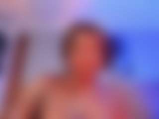 Live cam show with AlisonCruz - Tease on CamClone