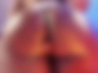 Live cam show with AlisonCruz - Fingers on Camsoda