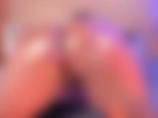 Live cam show with AlisonCruz - Drinking on Camsoda