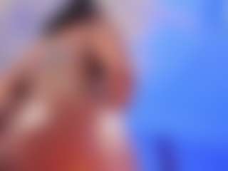 Live cam show with AlisonCruz - Squirt on AdultVida.com