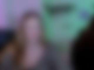 Live cam show with luna-berryy - Green Eyes on sexylivex.com