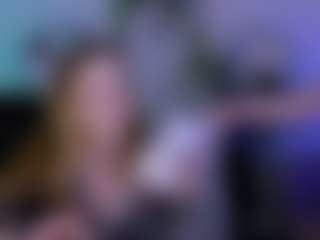 Live cam show with luna-berryy - Lovense on Hubzter Live