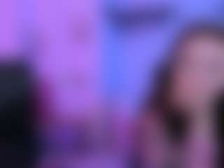 Live-Cam-Show mit luna-berryy - Bra auf Camsoda
