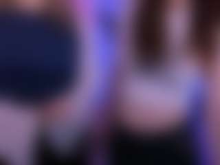 Live cam show with luna-berryy - Fingering on studioflirtlive.com
