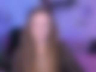 Live cam show with luna-berryy - Flash on SxyPornLive