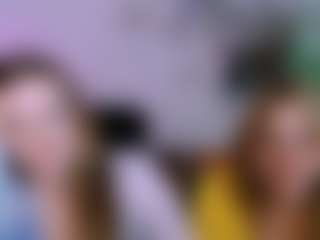 Live cam show with luna-berryy - Blonde Hair on Mixed Magazine Live