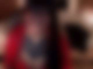 Live cam show with Samantha - Fingerass on livesuperchat.net