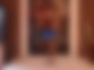 Live cam show with Samantha - Fingerass on madthumbs