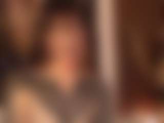 Live cam show with Samantha - Grandes Tetas on Milfs Live