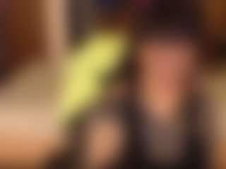 Live cam show with Samantha - Submissive on Camsoda