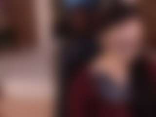 Live cam show with Samantha - Bikini on chickslive.net