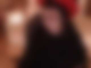 Live cam show with Samantha - Fingerass on TottyGirls