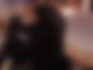 Live cam show with Samantha - Grandes Tetas on StripNow