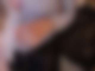 Live cam show with Samantha - Athletic on TeamSkeetLive
