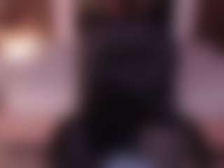 Live cam show with Samantha - Nipple Piercings on CamClone