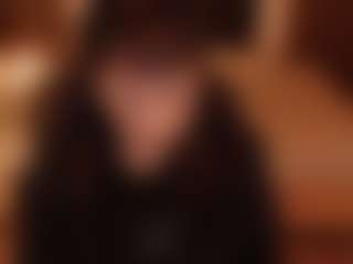 Live cam show with Samantha - Normal on Milfs Live