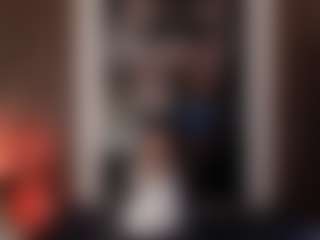 Live cam show with Samantha - Normal on Dolls Live