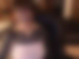 Live cam show with Samantha - Fingerass on intimatelivegirls.com