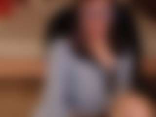 Live cam show with Samantha - Panties on Lustler
