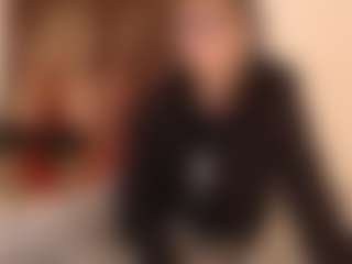 Samantha MILF webcam performer live streaming