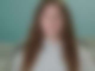 Live cam show with TreeJeanne - Spanks on CamClone
