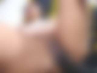 yaya-21's Live Sex Cam Show