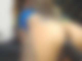 yaya-21's Live Sex Cam Show