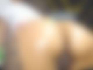yaya-21's Live Sex Cam Show