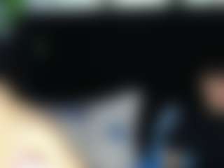 Live cam show with NathaliaLooes - Average on Dolls Live