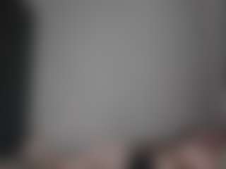 Live cam show with EdithManning - Middle Aged on TastyBlacksLive