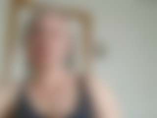 EdithManning's Live Sex Cam Show