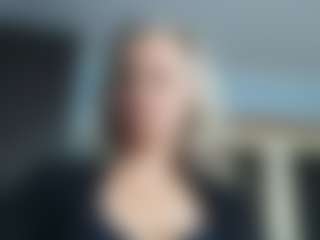 Live cam show with EdithManning - Shower on googirlz