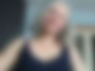 EdithManning's Live Sex Cam Show