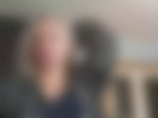 EdithManning's Live Sex Cam Show