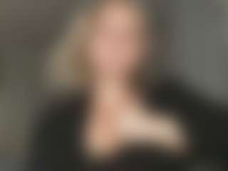 Live cam show with EdithManning - Shower on Milfs Live