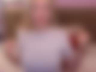 Live cam show with FluffyMonica - Blonde Hair College on Camsoda