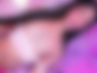 Live cam show with Niccolls-Princess - Black Hair on madthumbs