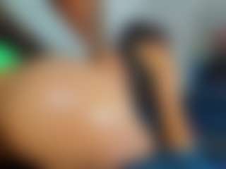 Aphrodite26's Live Sex Cam Show