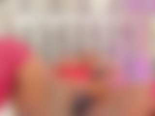 Live cam show with BetsyBennet - Ebony on Soda Cam | colombia