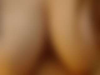 Live cam show with HeidyWells - Curvy Small Tits on Hubzter Live