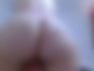 isabel-24's Live Sex Cam Show