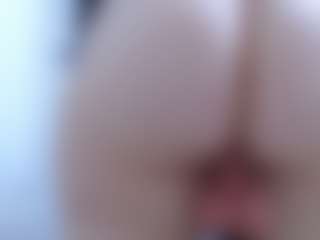isabel-24's Live Sex Cam Show