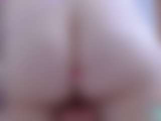isabel-24's Live Sex Cam Show