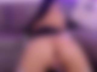 IsiisGoddess's Live Sex Cam Show