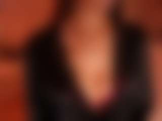 LilyCollins18's Live Sex Cam Show