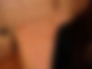 LilyCollins18's Live Sex Cam Show
