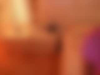 Live cam show with LilyCollins18 - Mature on Uber Horny